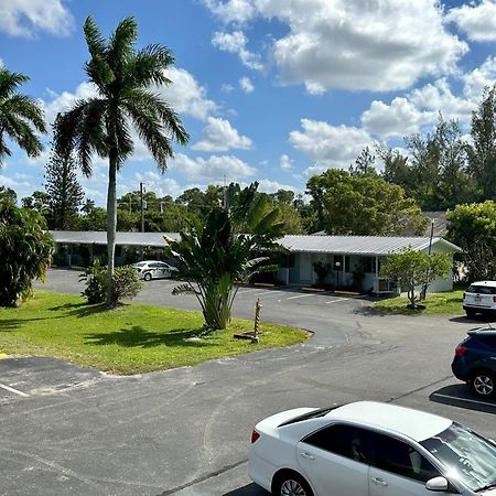 موتيل North Naples كونتيز موتل المظهر الخارجي الصورة
